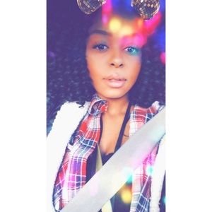 Meet your Posher, Victoria